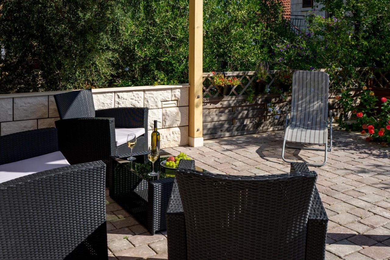 House Fidulic - Apartment The Lavender Lumbarda Exterior foto